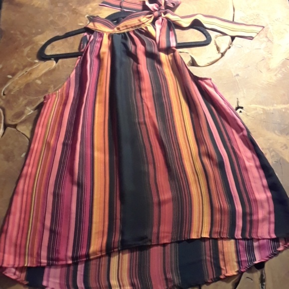 Sleeveless blouse - Picture 2 of 2